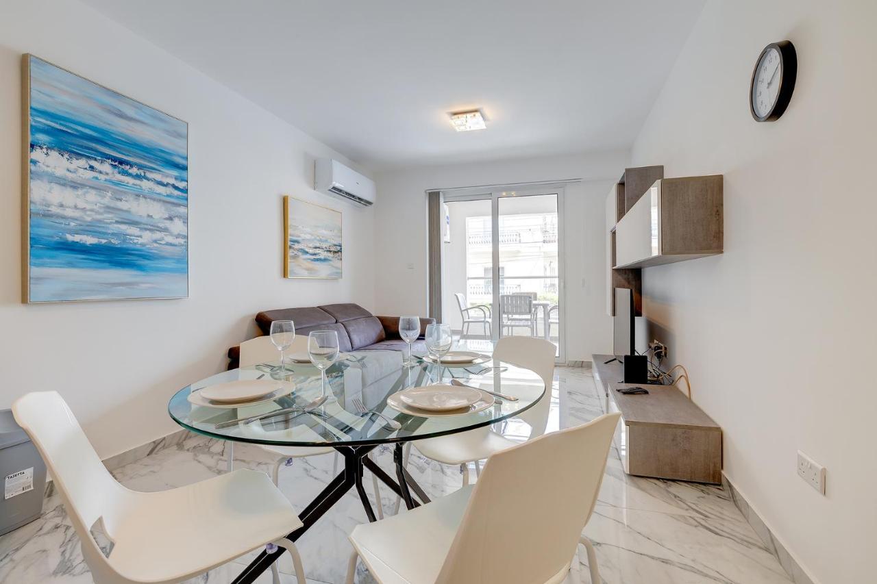 Modern Apartment Steps To St George'S Bay St. Julian's Exterior foto