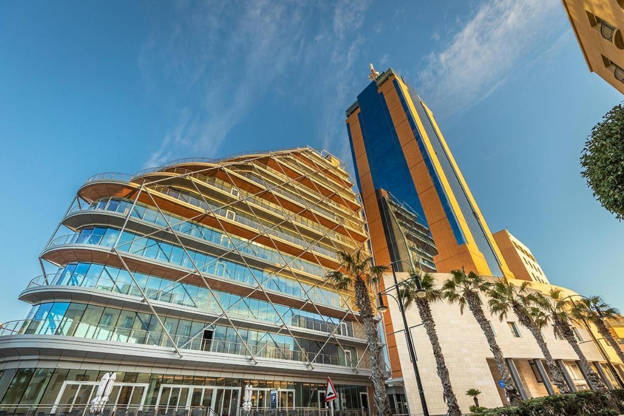 Modern Apartment Steps To St George'S Bay St. Julian's Exterior foto